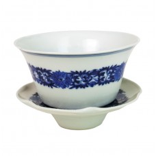 1006   A Guan-Xu Small Blue and White Tea Bowl 